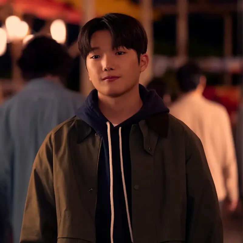 XO, Kitty Season 2 Min Ho’s Jacket